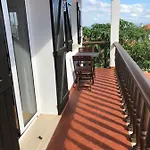 Belavista & Pool 게스트하우스 파티마